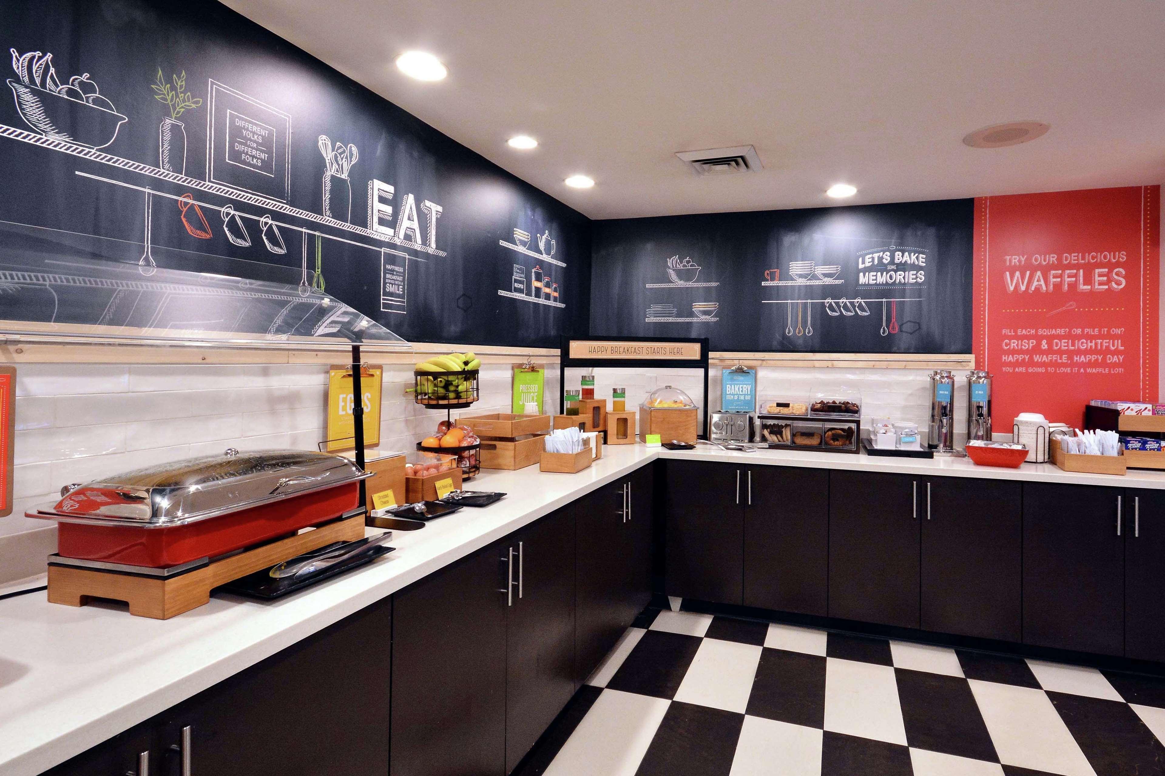 Hampton Inn Raleigh Capital Blvd North Экстерьер фото