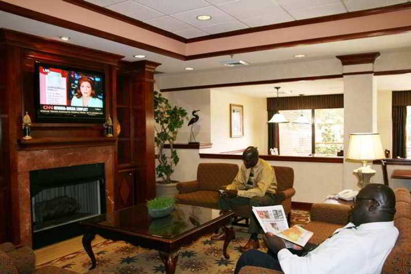 Hampton Inn Raleigh Capital Blvd North Интерьер фото